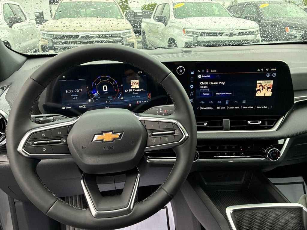New 2027 Chevrolet Equinox LT FWD image 3