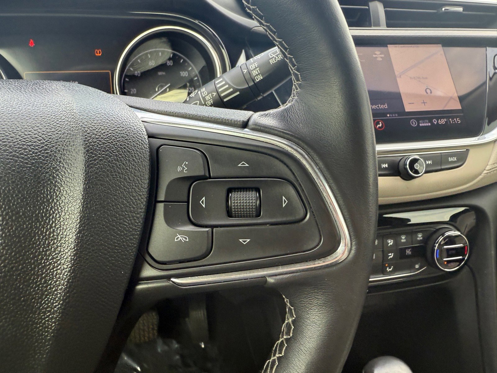 Used 2020 Buick Encore GX Essence w/ Advanced Technology Package image 28
