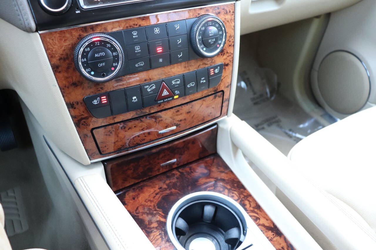Used 2012 Mercedes-Benz GL 450 4MATIC image 29