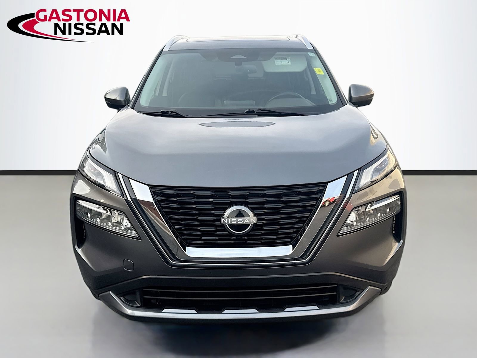 Used 2023 Nissan Rogue SL video 2