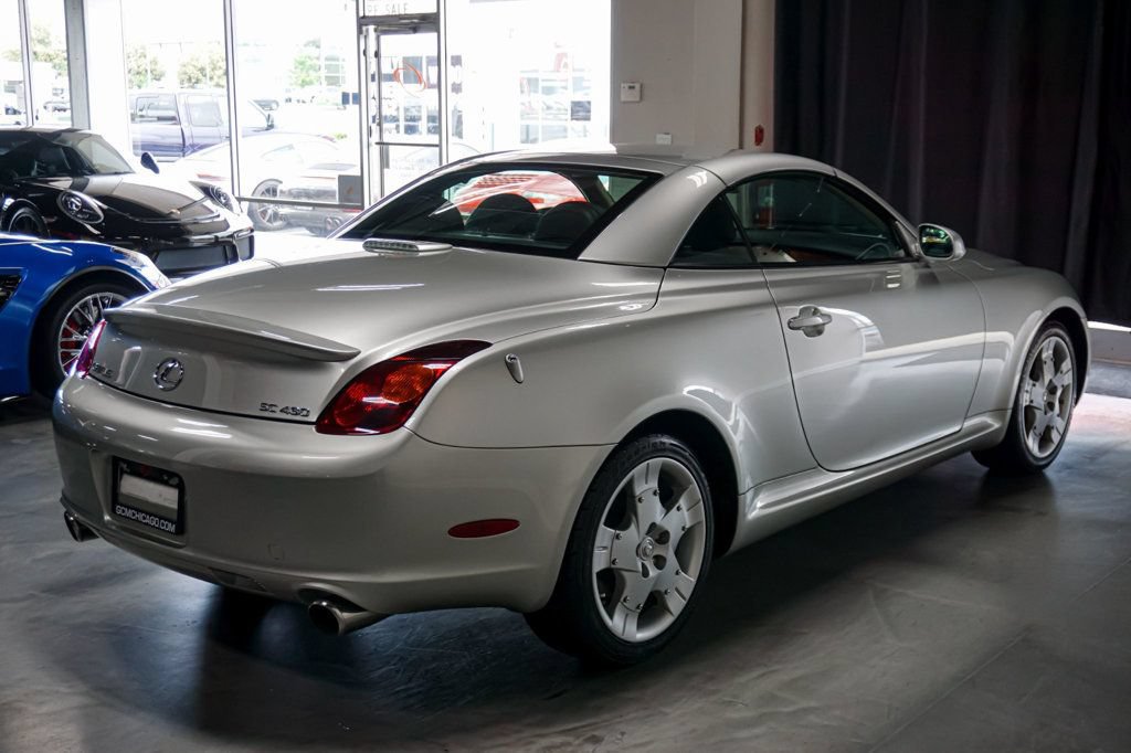 Used 2004 Lexus SC 430 Convertible RWD image 32