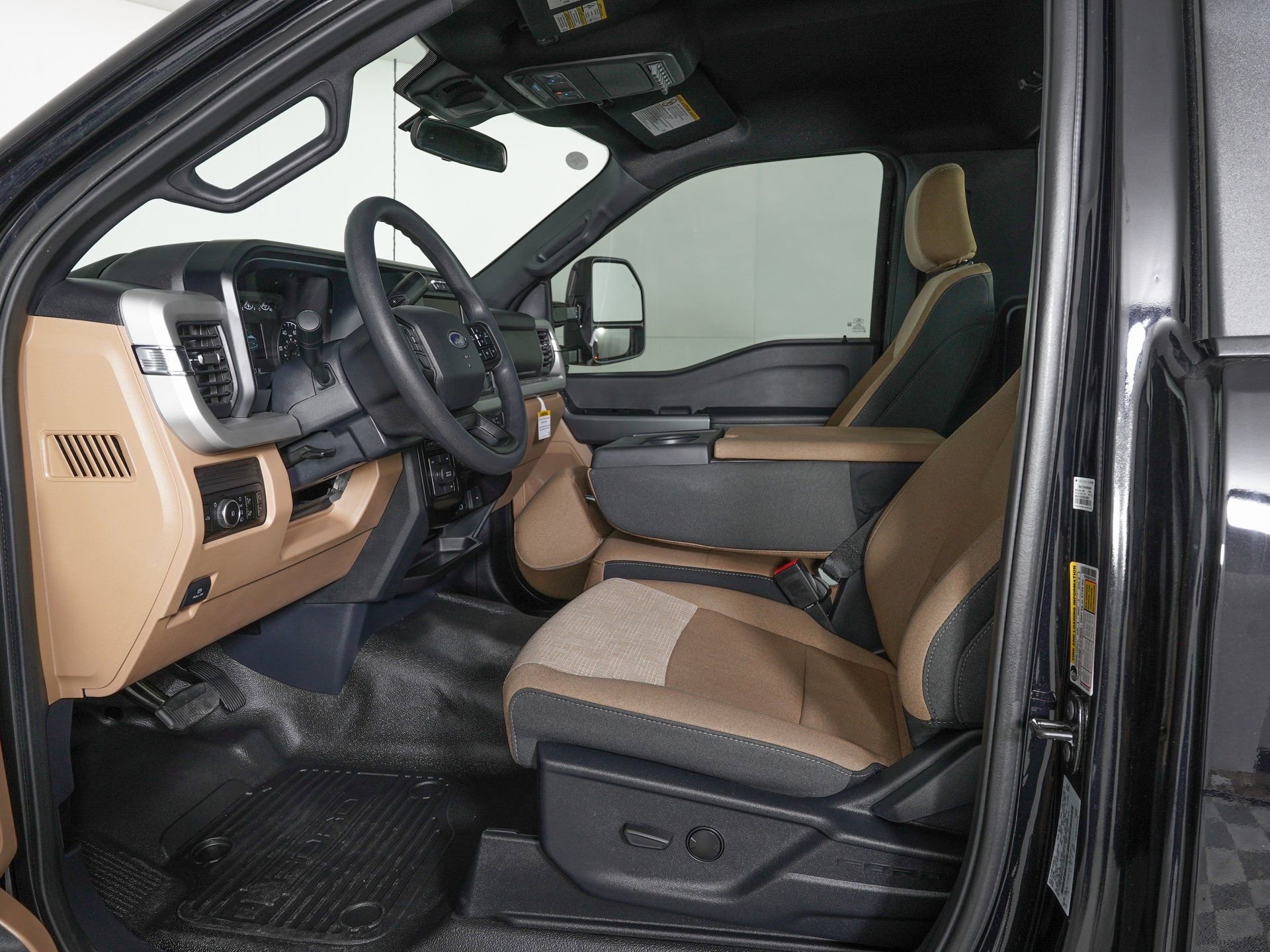 Used 2026 Ford F450 XLT w/ 360-Degree Camera Package image 17