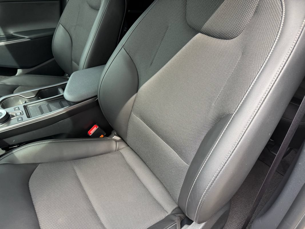 Used 2024 Kia EV6 Light AWD/4WD image 28