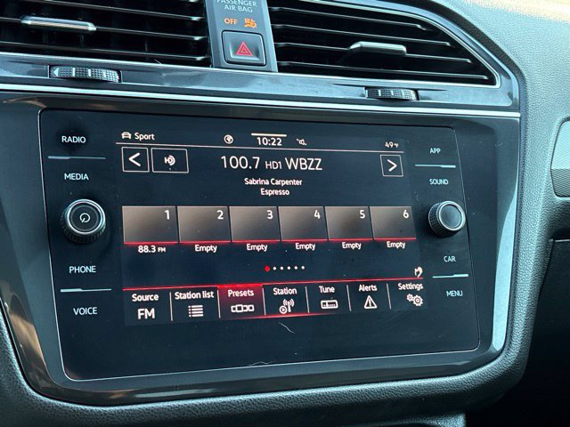 Used 2023 Volkswagen Tiguan SE R-Line AWD/4WD image 15