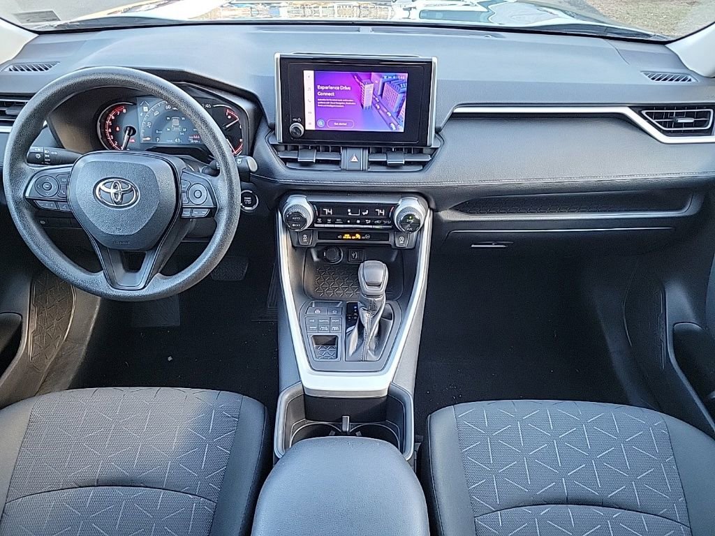 Used 2023 Toyota RAV4 XLE image 17