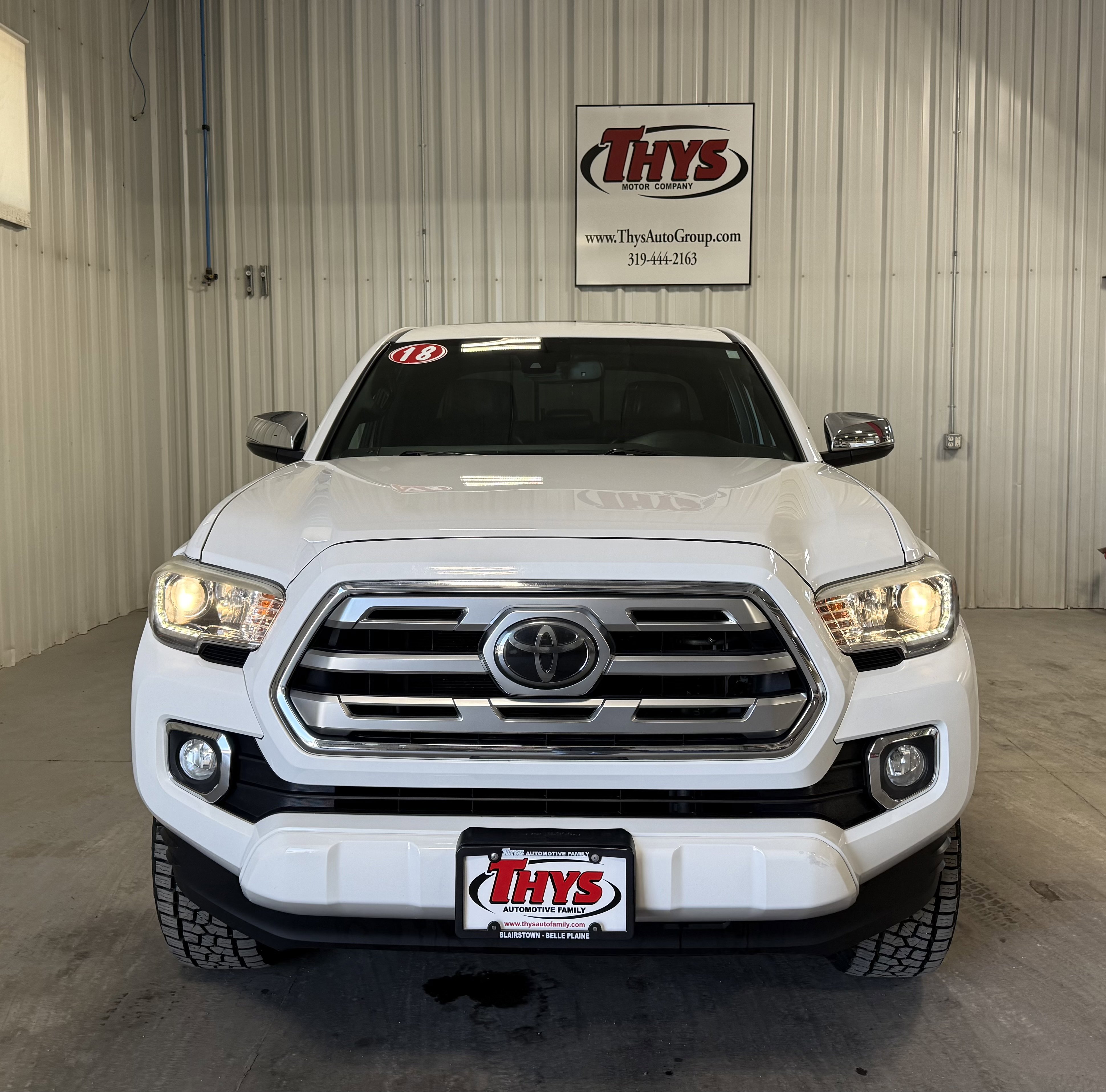 Used 2018 Toyota Tacoma Limited image 14