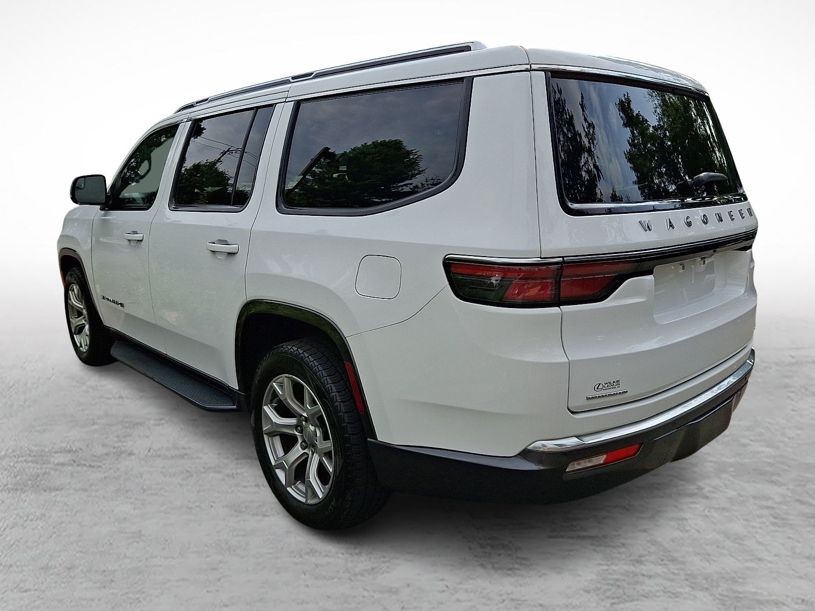 Used 2022 Jeep Wagoneer Series II AWD/4WD image 4