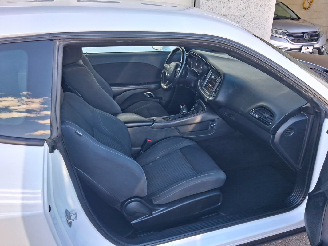 Used 2019 Dodge Challenger SXT RWD image 14