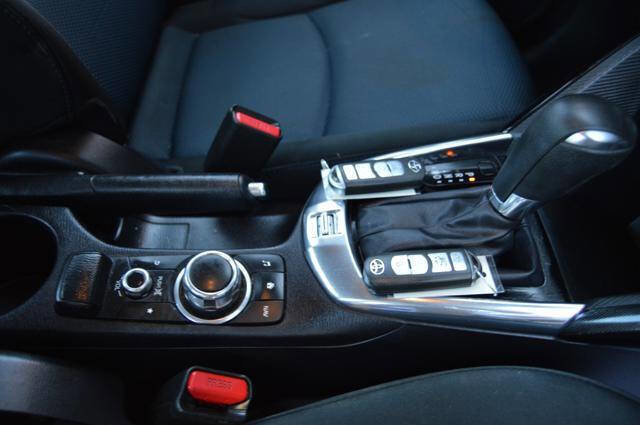 Used 2017 Toyota Yaris iA image 54