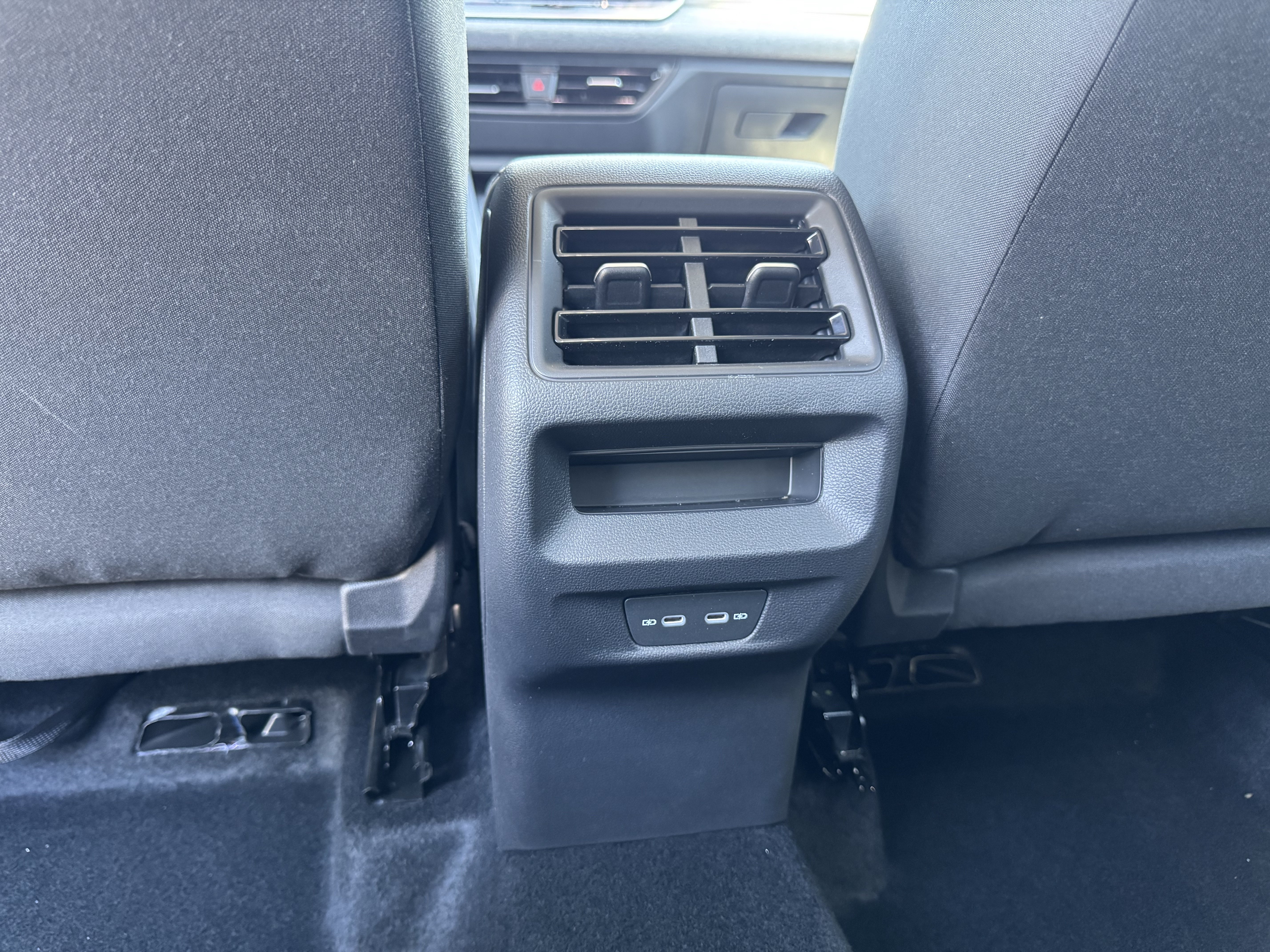 Used 2026 Volkswagen Tiguan S FWD image 31