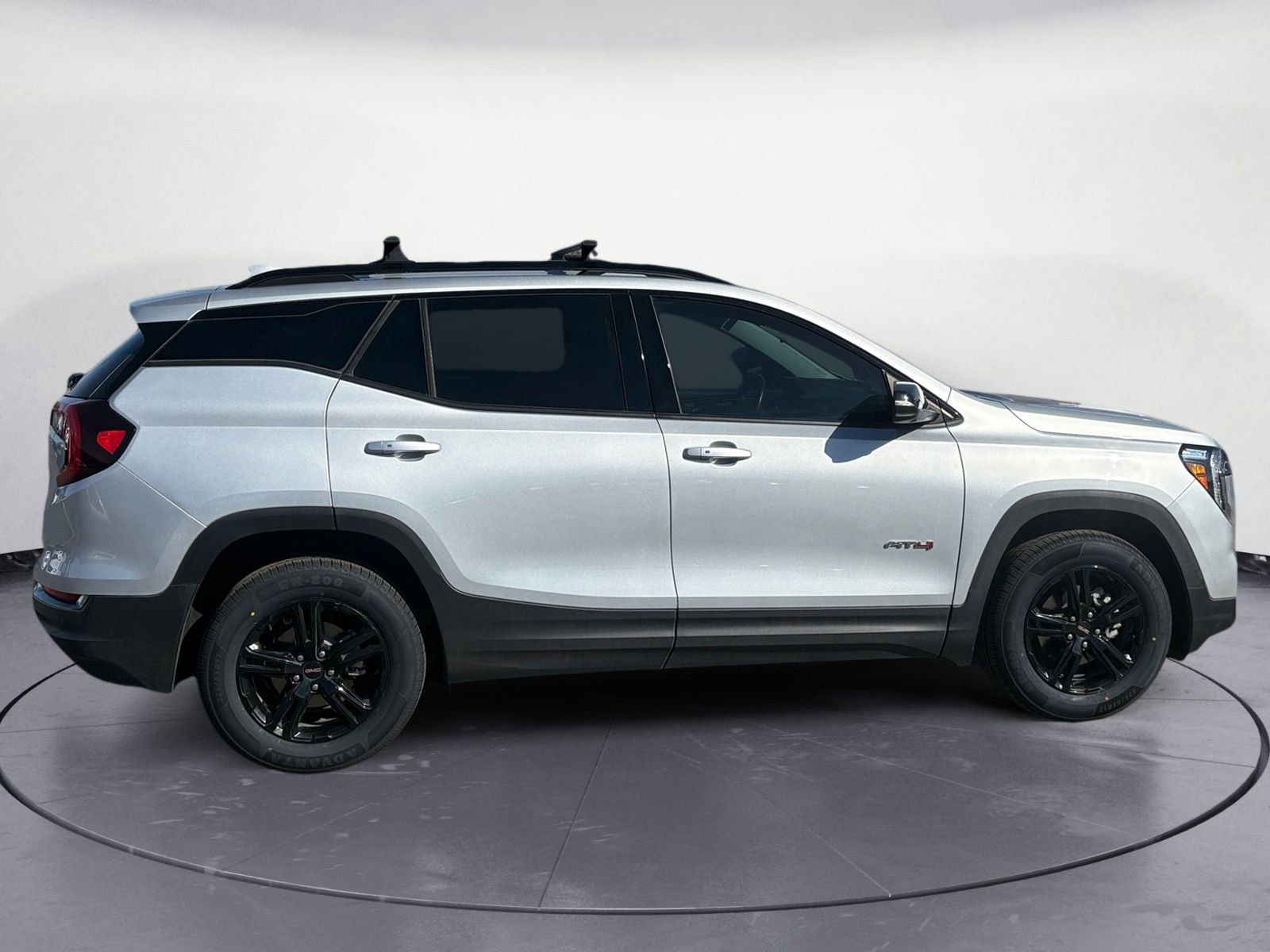 Used 2022 GMC Terrain AT4 w/ Tech Package AWD/4WD image 8