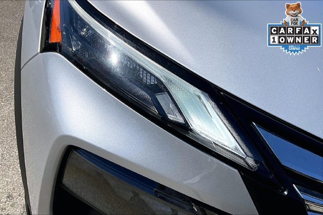 Used 2025 Nissan Rogue SV AWD/4WD image 27