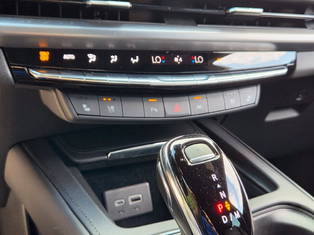 Used 2024 Cadillac XT4 Sport FWD image 21