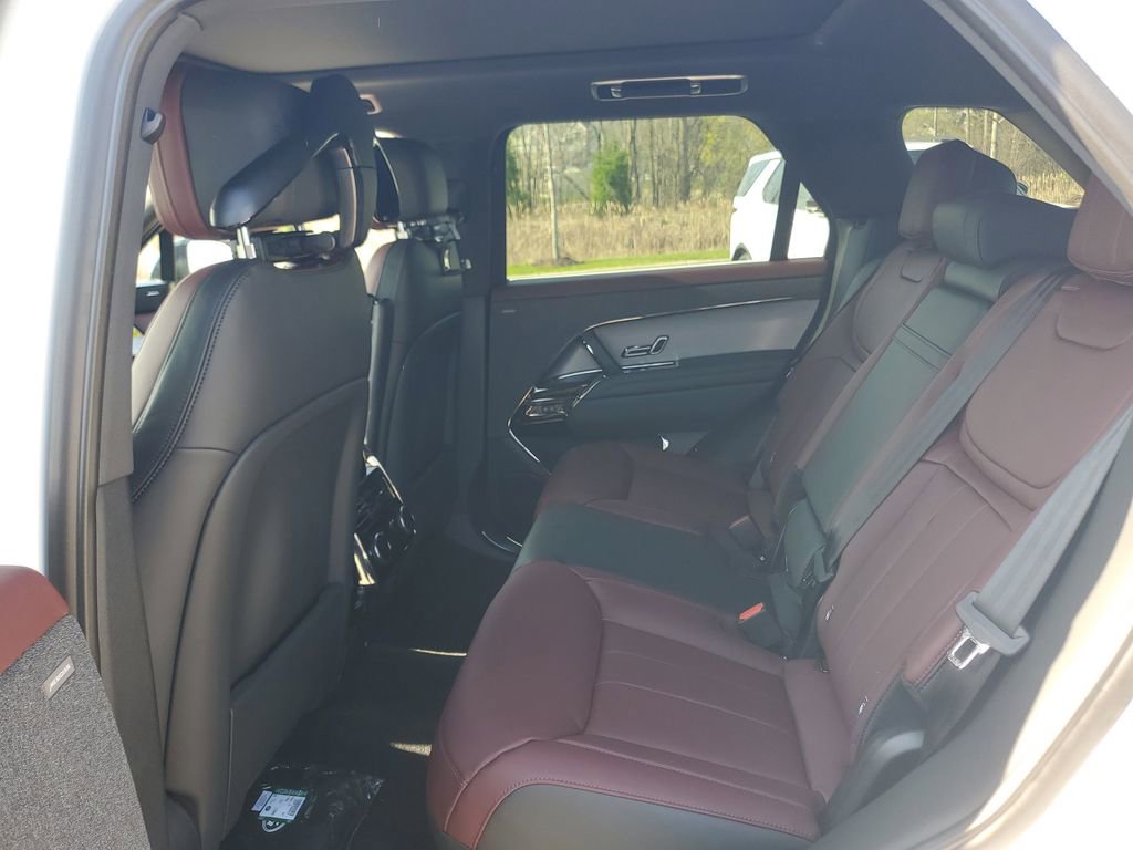 New 2026 Land Rover Range Rover Sport Dynamic SE AWD/4WD image 25