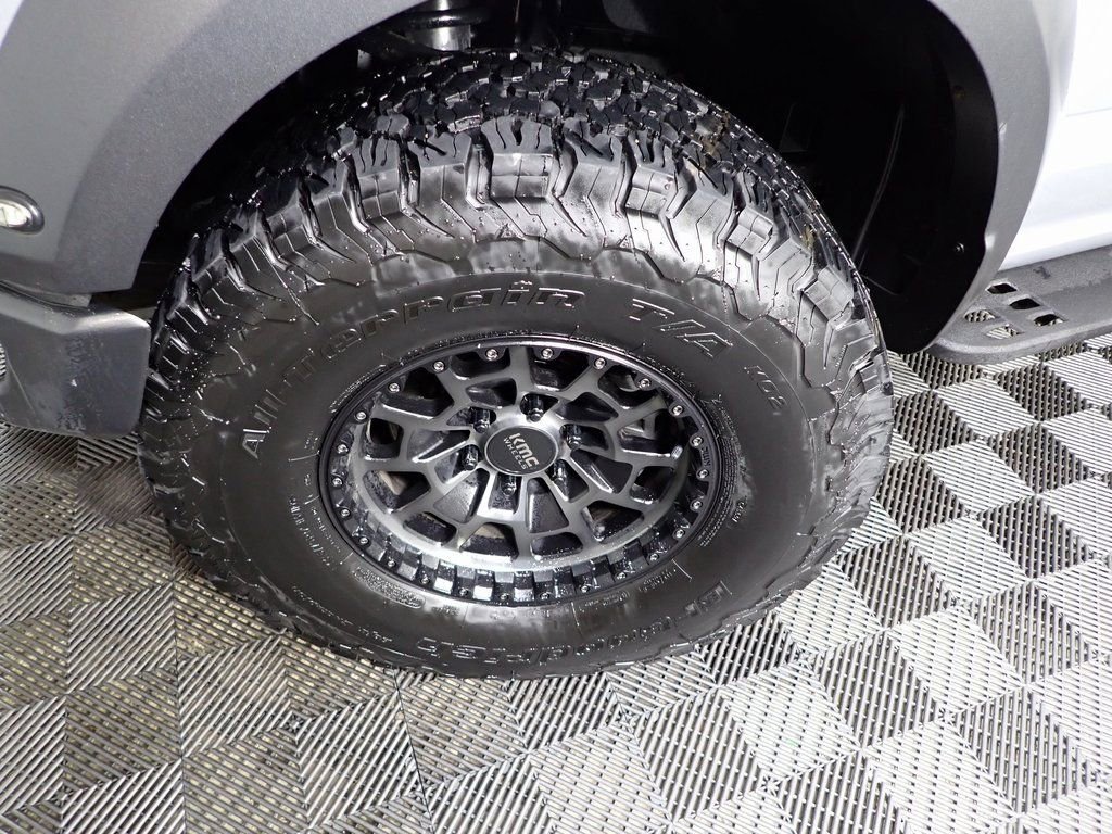 Used 2018 Ford F150 Raptor w/ Equipment Group 802A Luxury image 49