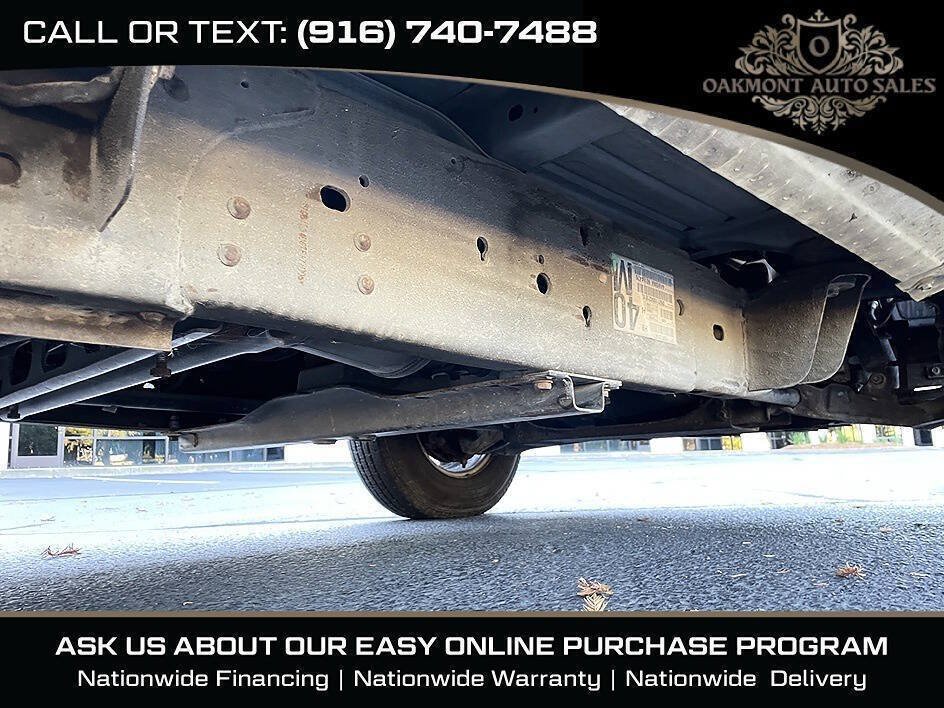 Used 2007 Chevrolet Silverado 3500 2WD Regular Cab w/ Heavy-Duty Power Package image 16