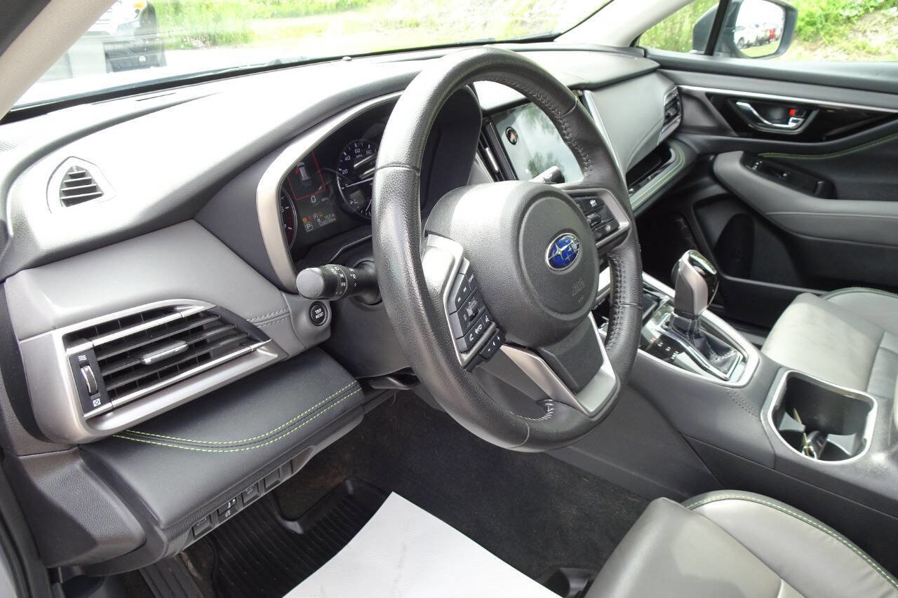 Used 2023 Subaru Outback Onyx Edition AWD/4WD image 16
