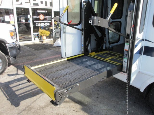 Used 2017 Ford E-350 and Econoline 350 Super Duty w/ Shuttle Bus Prep Package RWD image 25