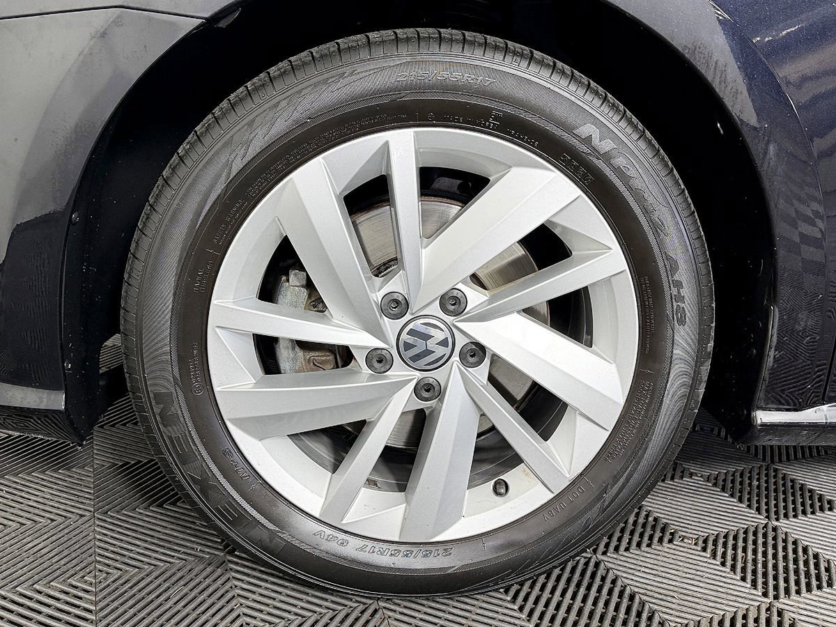 Used 2018 Volkswagen Passat 2.0T SE image 51
