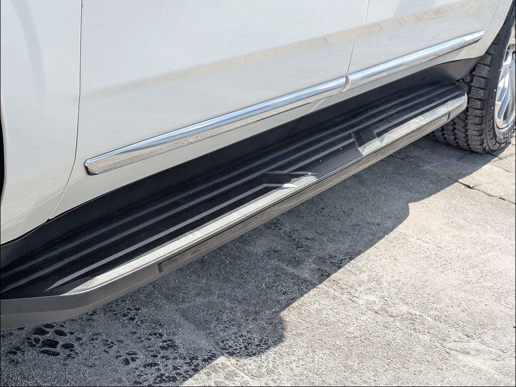 Used 2021 GMC Yukon XL Denali AWD/4WD image 13