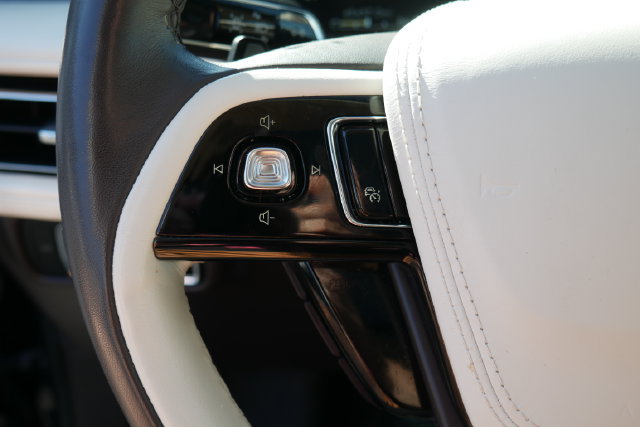 Used 2023 Lincoln Aviator Black Label w/ Dynamic Handling Package AWD/4WD image 19