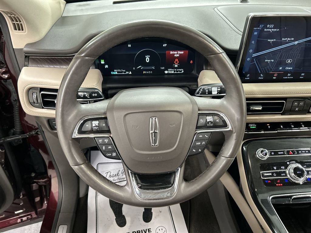 Used 2022 Lincoln Nautilus Reserve w/ Equipment Group 201A image 4