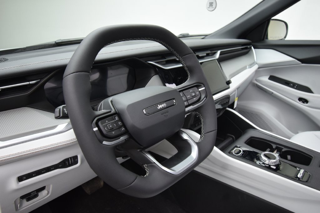 New 2026 Jeep Cherokee Limited AWD/4WD image 43