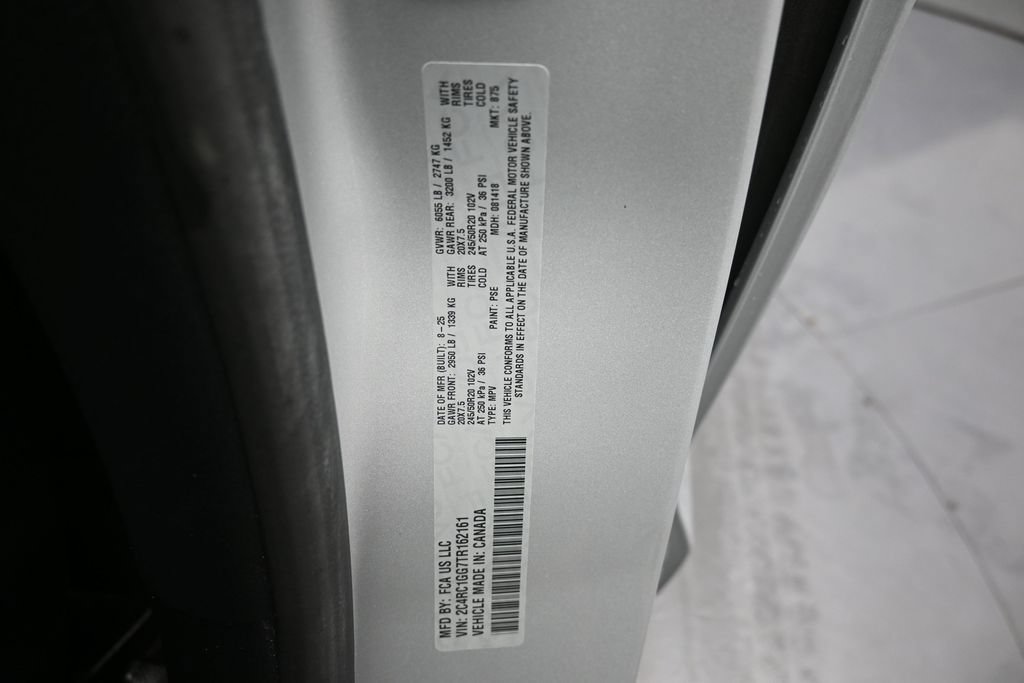 Used 2026 Chrysler Pacifica Limited w/ S Appearance Package FWD image 19