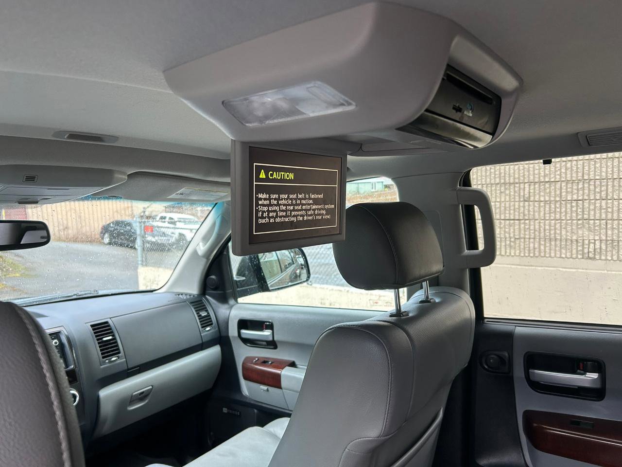 Used 2015 Toyota Sequoia Platinum AWD/4WD image 15