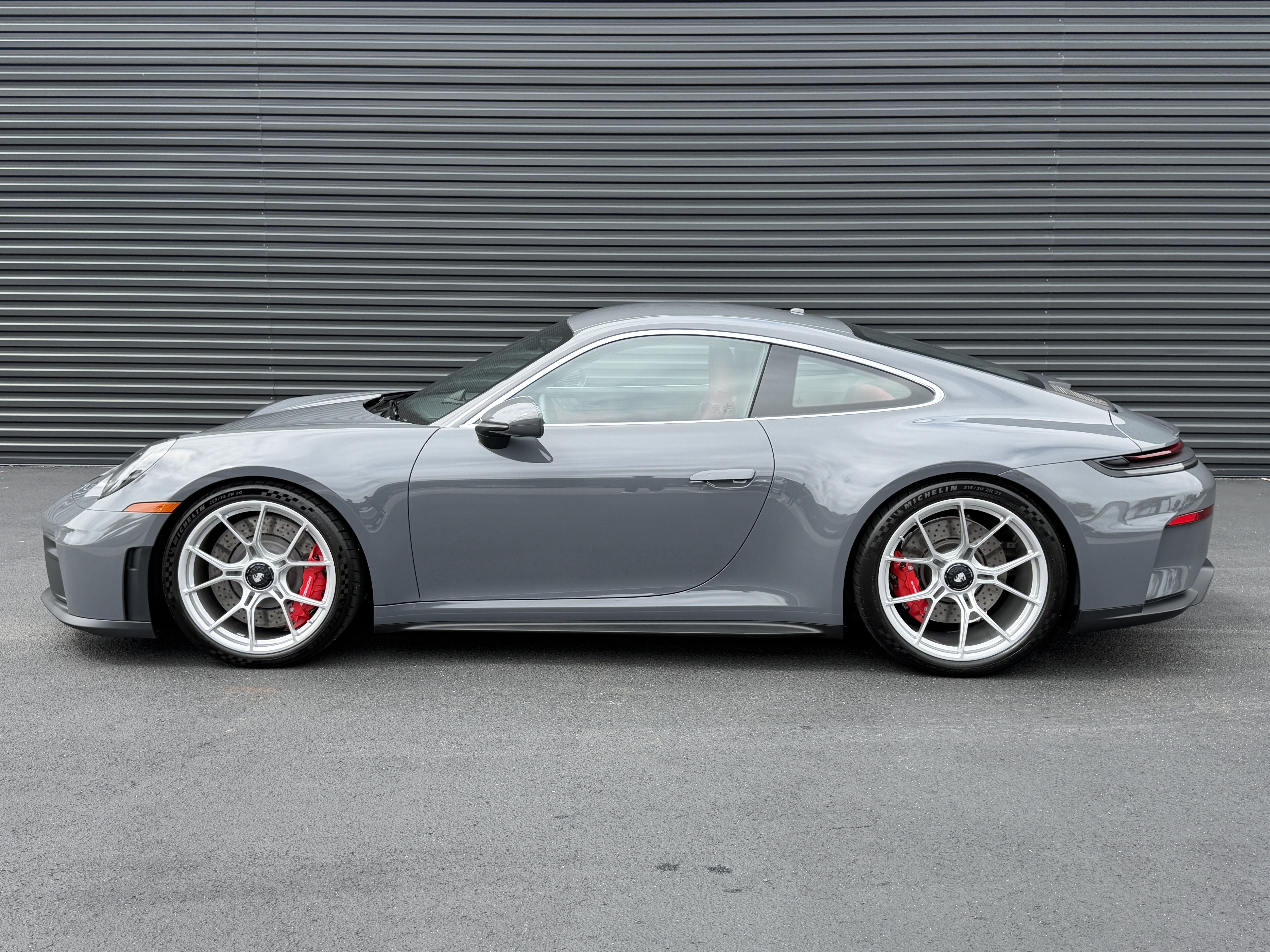 Certified 2026 Porsche 911 GT3 RWD image 2