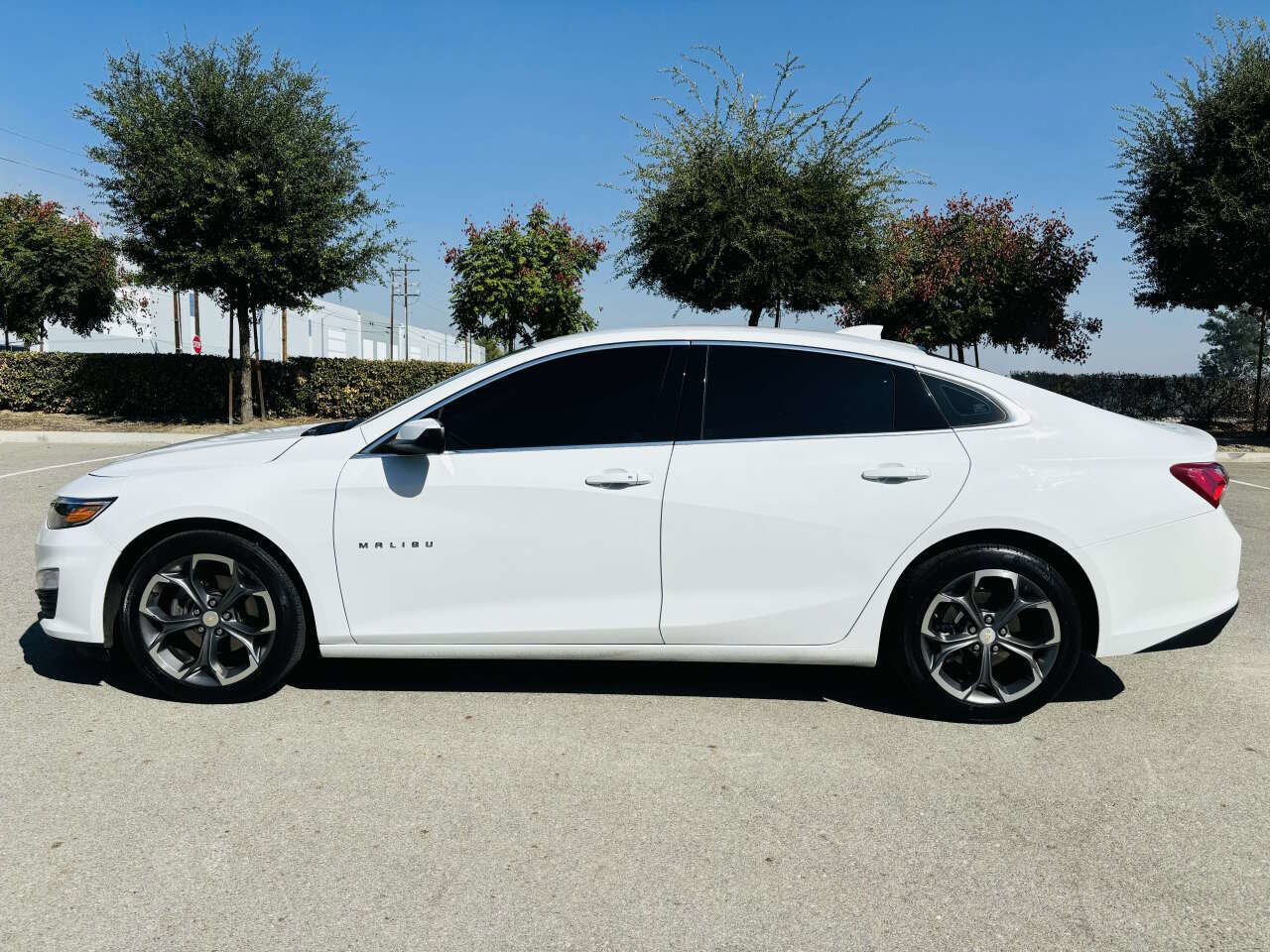 Used 2022 Chevrolet Malibu LT image 8
