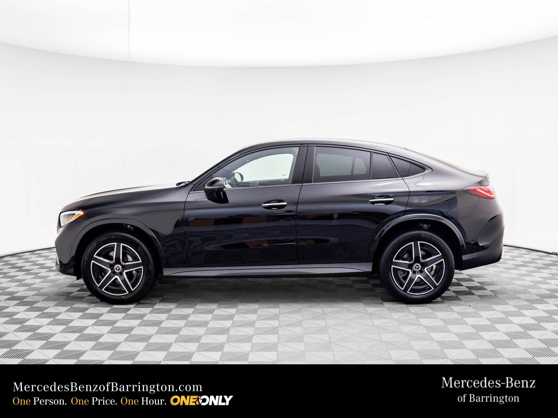 New 2026 Mercedes-Benz GLC 300 4MATIC image 2