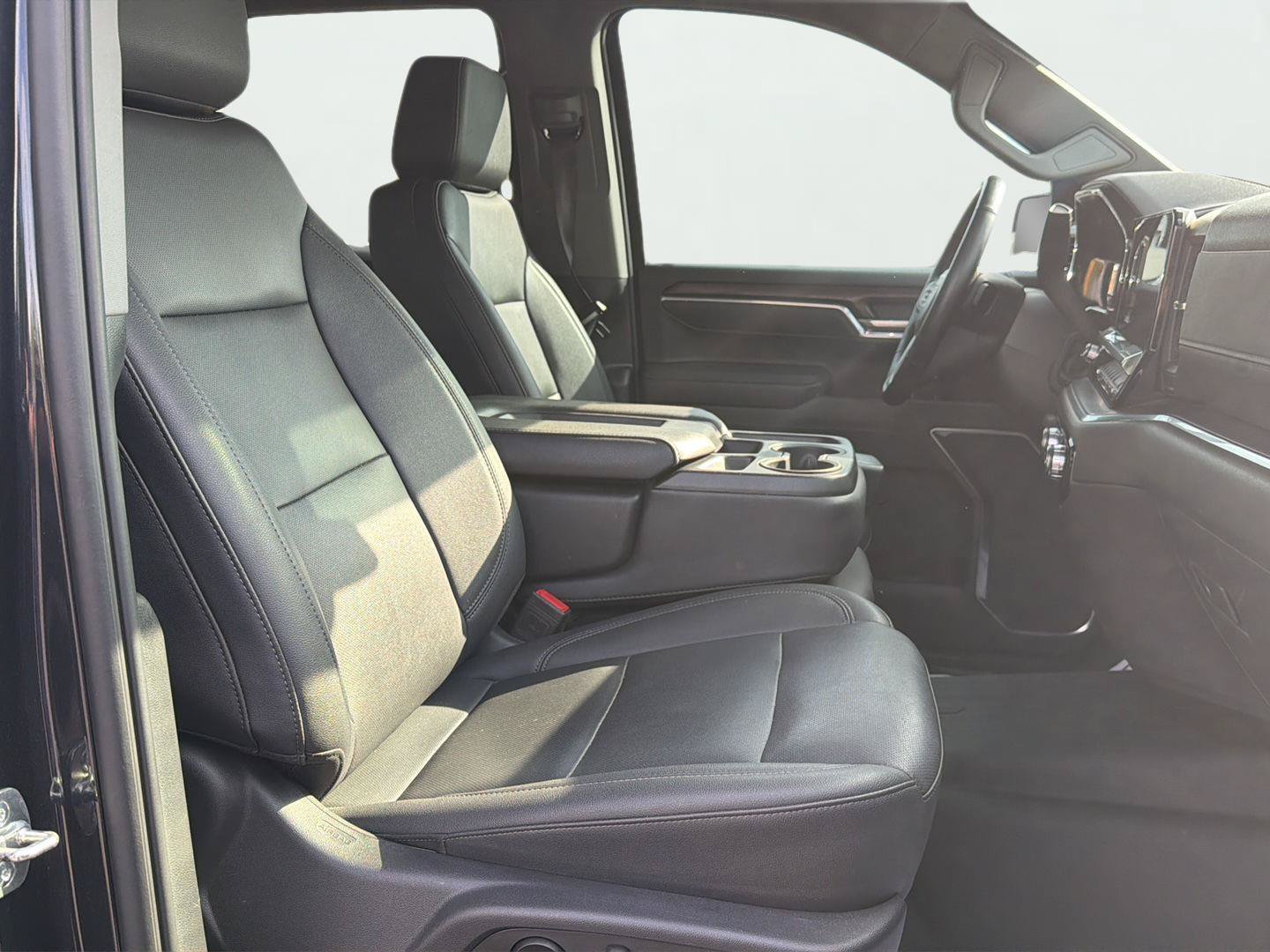 Certified 2025 GMC Sierra 1500 SLT AWD/4WD image 19