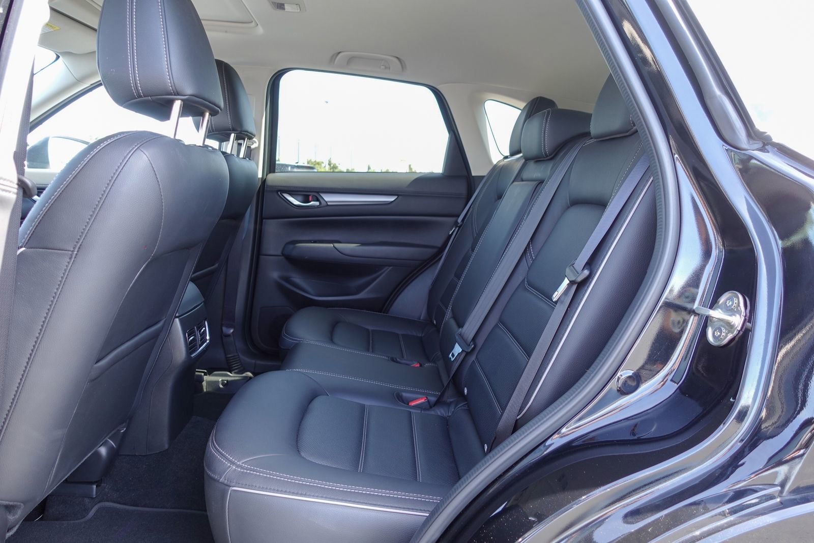 Used 2025 MAZDA CX-5 AWD 2.5 S w/ Preferred Package image 12