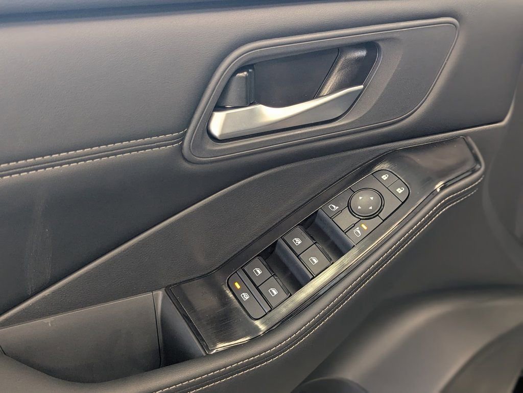 New 2026 Nissan Rogue Dark Armor image 10