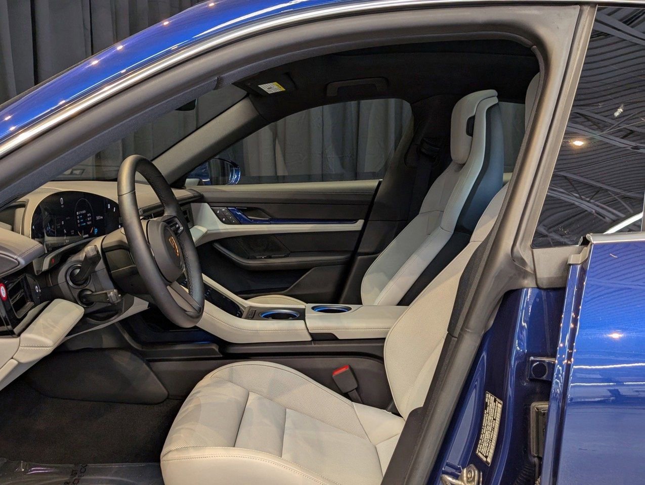 New 2024 Porsche Taycan image 5