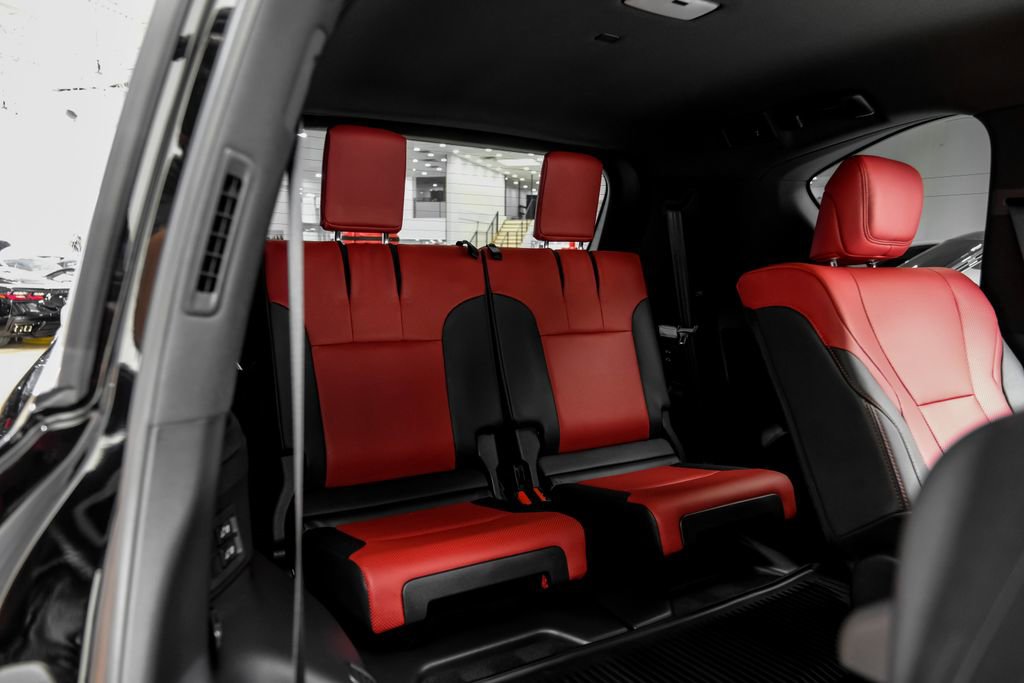 Used 2024 Lexus LX 600 F Sport AWD/4WD image 43