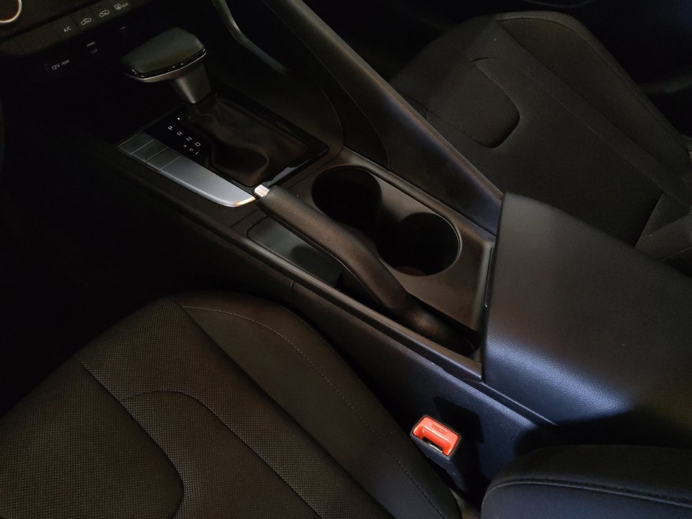 Used 2025 Hyundai Elantra SE image 26
