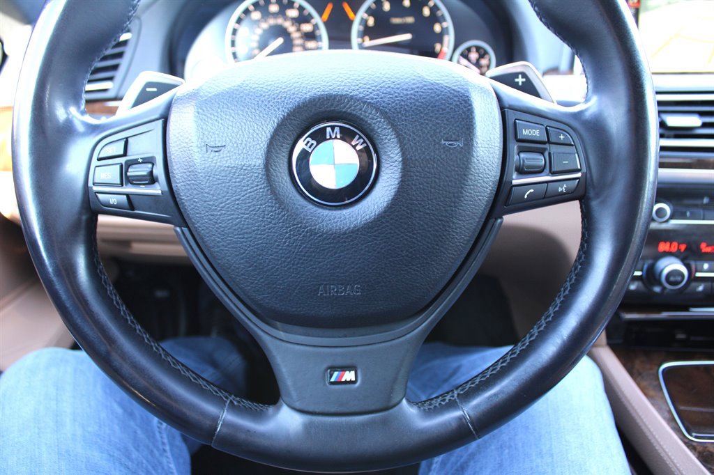 Used 2013 BMW 740Li image 32