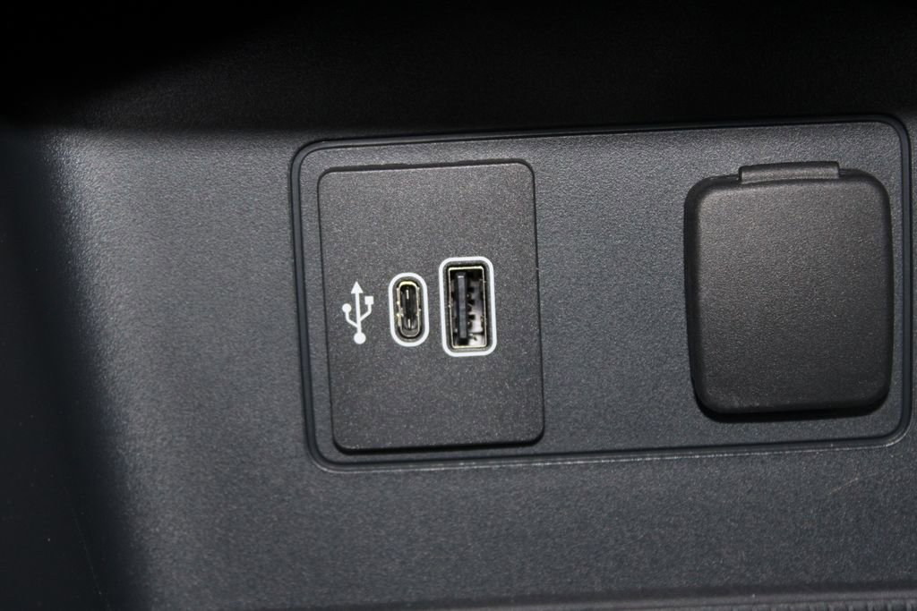 New 2026 Ford Explorer Platinum image 46