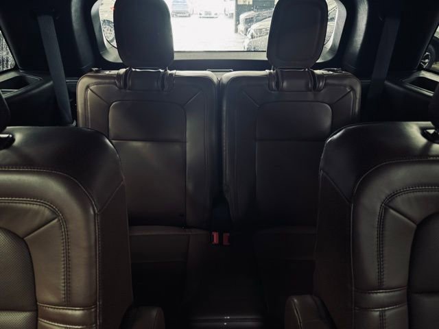 Used 2022 Lincoln Aviator Reserve w/ Elements Package Plus image 23