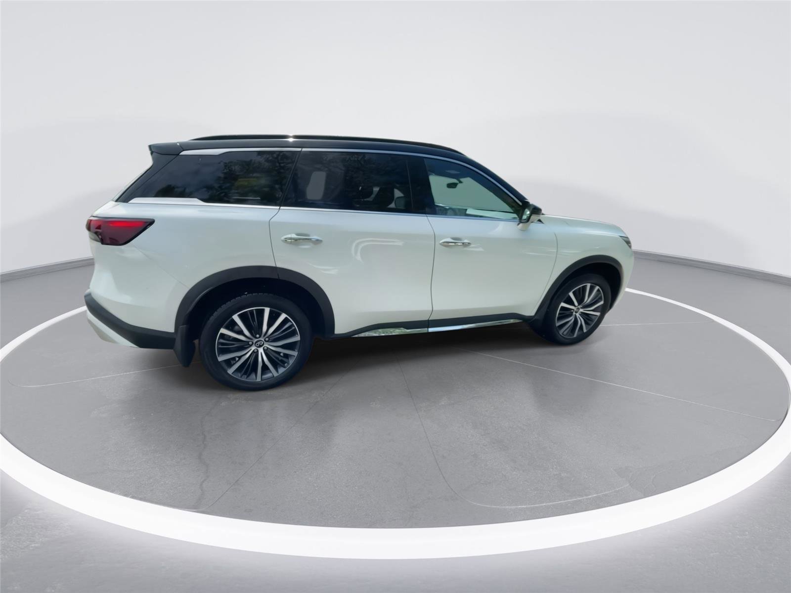 Used 2022 INFINITI QX60 Autograph w/ Cargo Package AWD/4WD image 2
