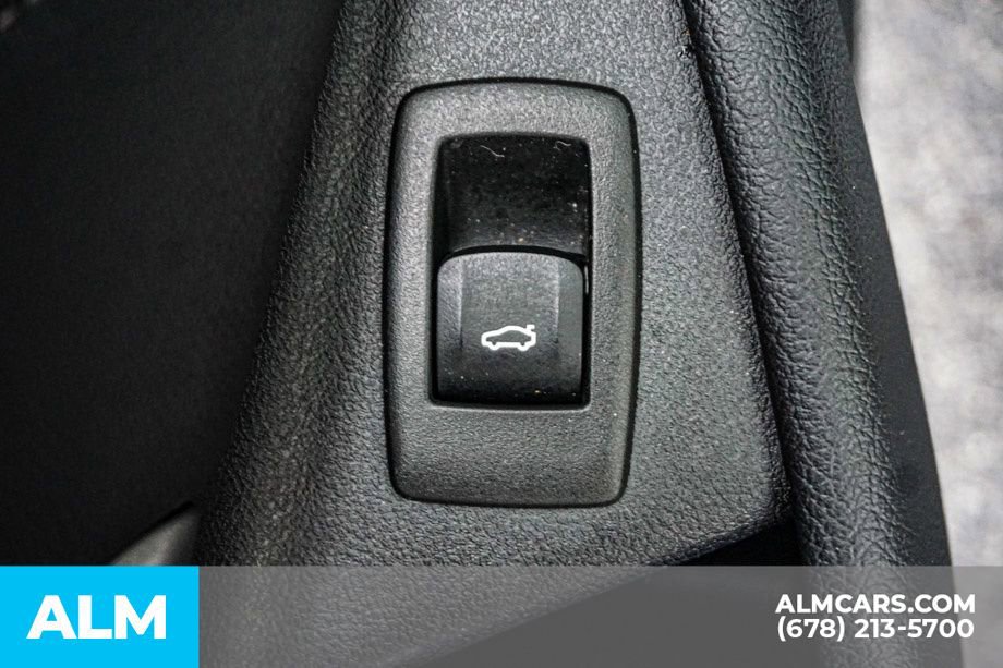 Used 2023 BMW 540i xDrive w/ M Sport Package image 53