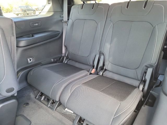 New 2026 Jeep Grand Cherokee L Laredo image 25