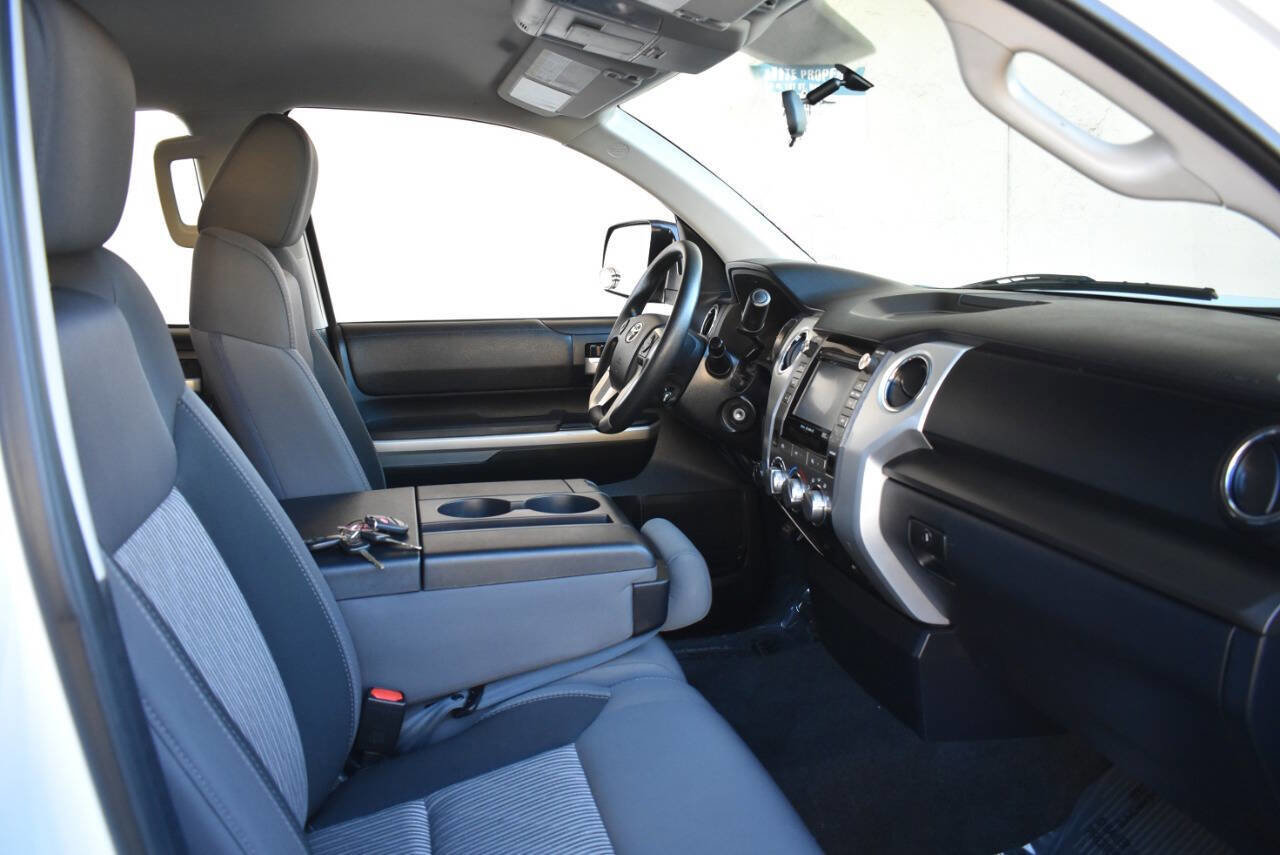 Used 2017 Toyota Tundra SR5 image 27