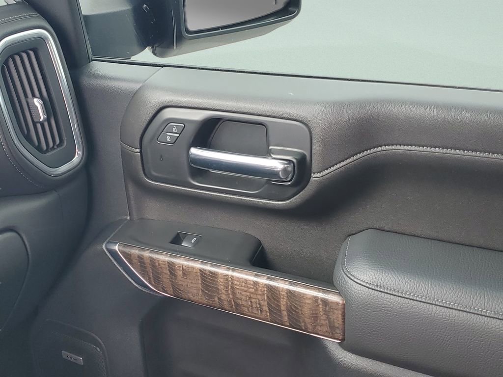 Used 2021 GMC Sierra 3500 Denali w/ Denali Ultimate Package image 24