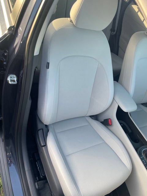 Used 2026 Hyundai Kona SE FWD image 14