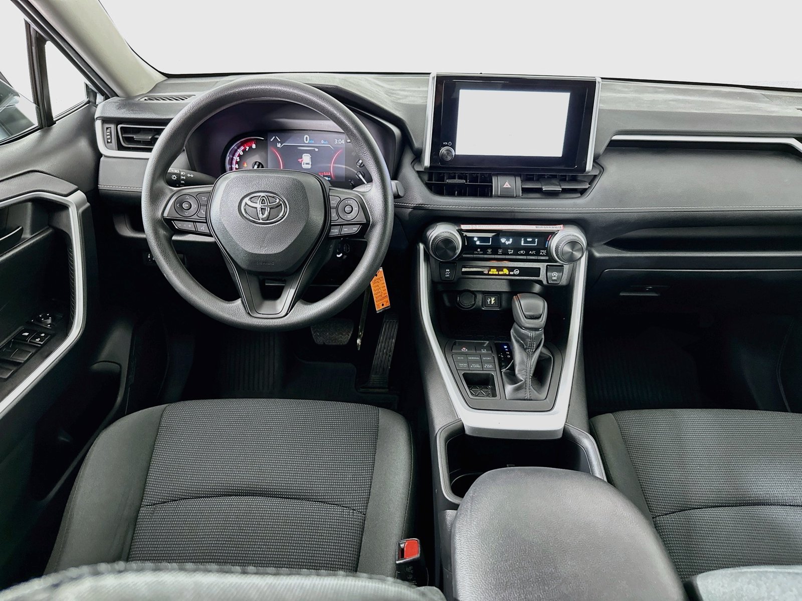 Used 2025 Toyota RAV4 LE AWD/4WD image 22
