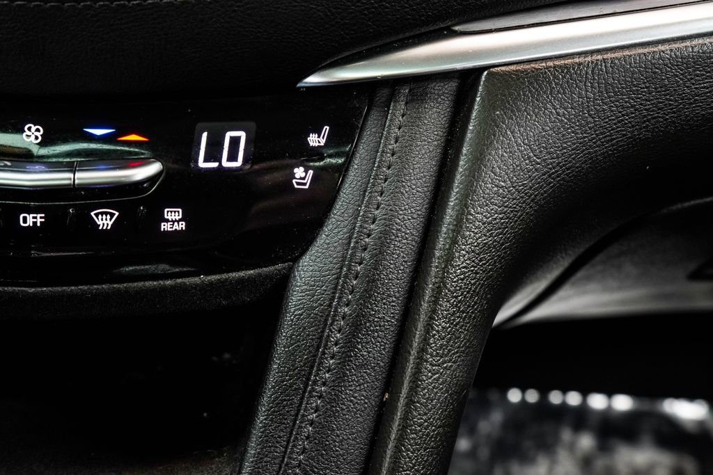 Used 2019 Cadillac XT5 Premium Luxury image 28