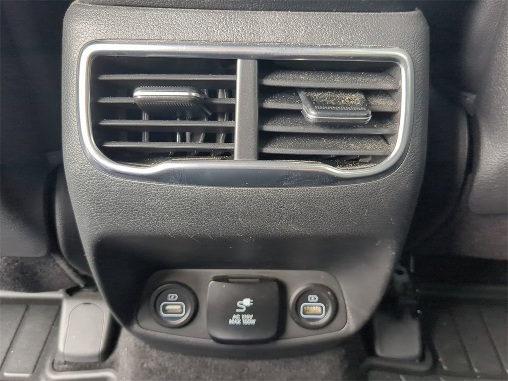 Used 2021 Hyundai Santa Fe Limited image 17